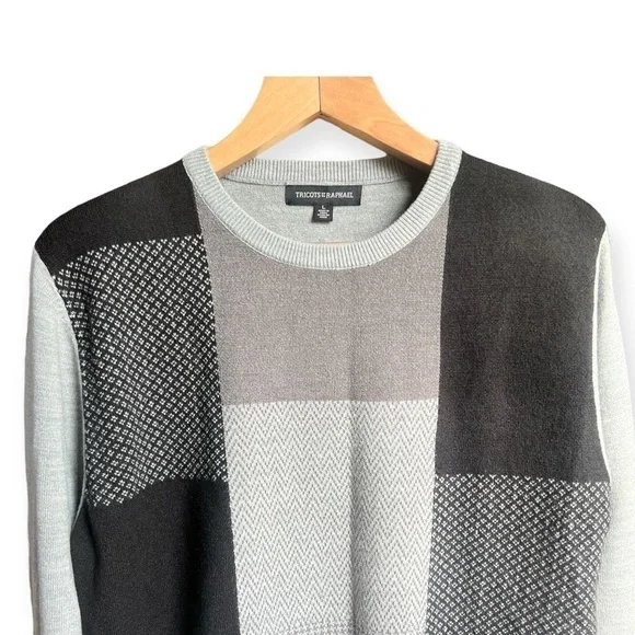 Tricots St. Raphael Men’s Geometric Square Design Crewneck Sweater, Large - Picture 3 of 11